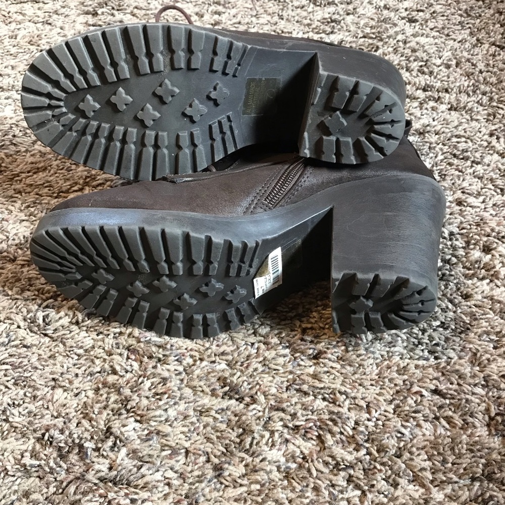 Soda chunky sole heel ankle boots - Picture 13 of 16